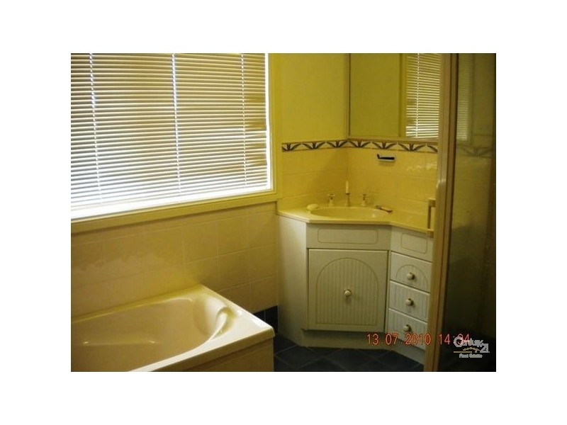 2/13 Myra Street, East Maitland NSW 2323