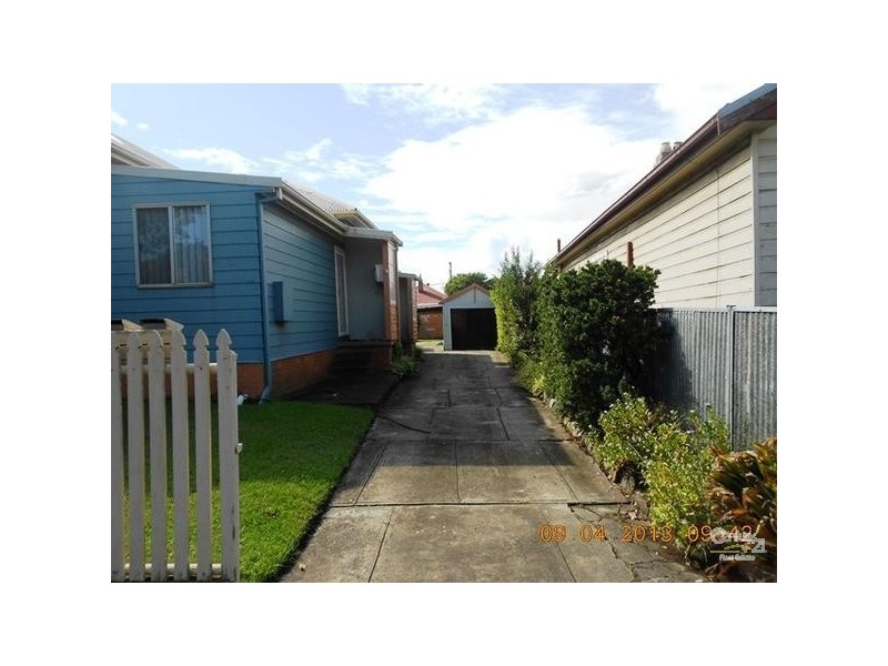1/27 Woodstock Street, Mayfield NSW 2304