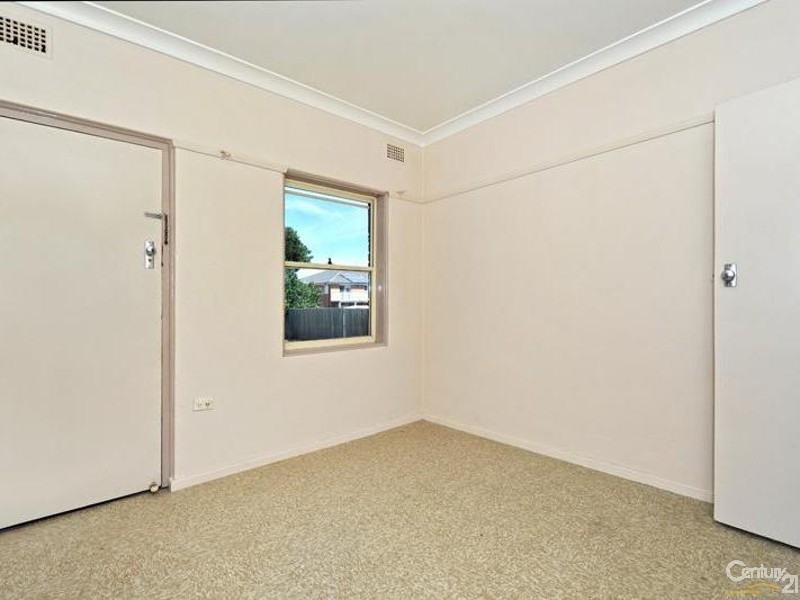 21 Stone Street, Stockton NSW 2295