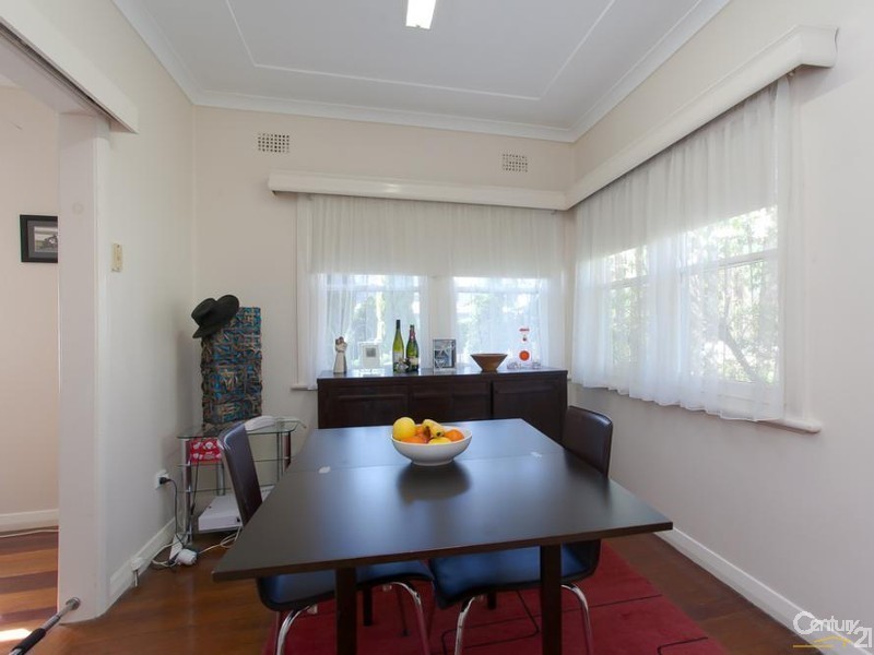 18 Short Street, Speers Point NSW 2284