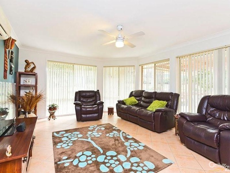 3 Whitegum Way, Garden Suburb NSW 2289