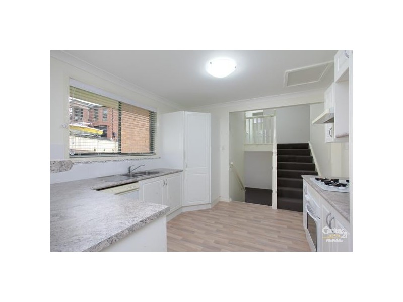 8 Matelot Place, Belmont NSW 2280