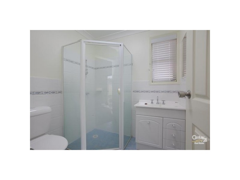 8 Matelot Place, Belmont NSW 2280