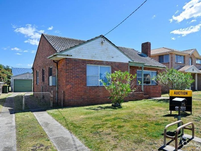 3 Barrie Crescent, Stockton NSW 2295