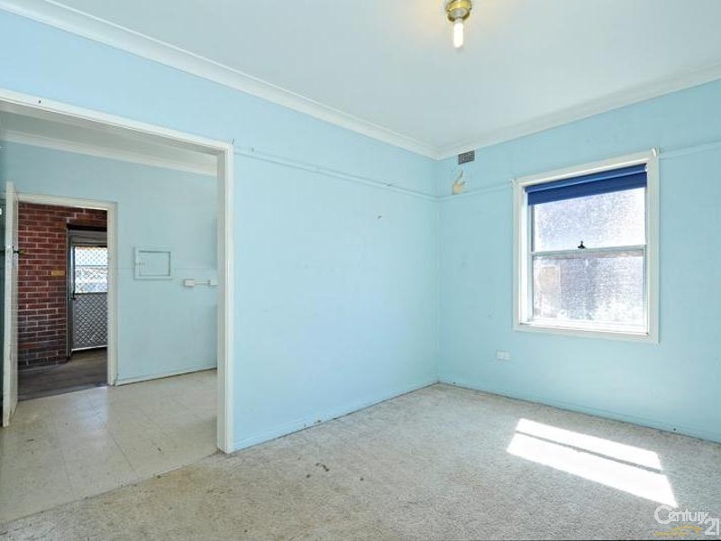 3 Barrie Crescent, Stockton NSW 2295