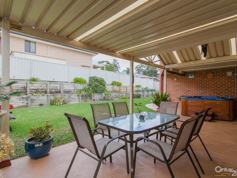 2 Krista Court, Cardiff South NSW 2285