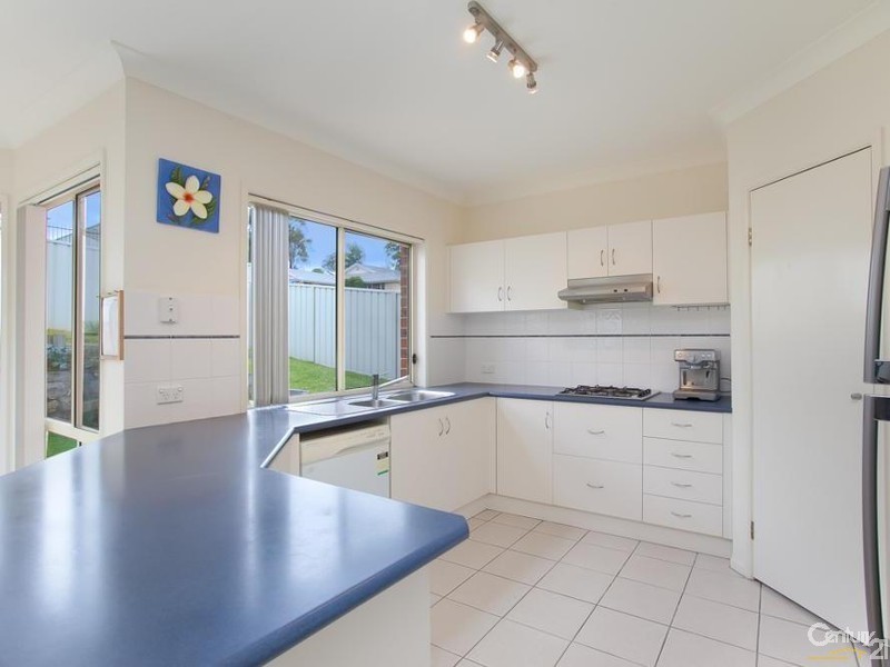 2 Krista Court, Cardiff South NSW 2285