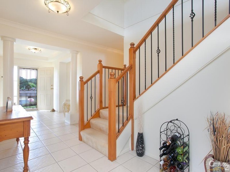 2 Krista Court, Cardiff South NSW 2285