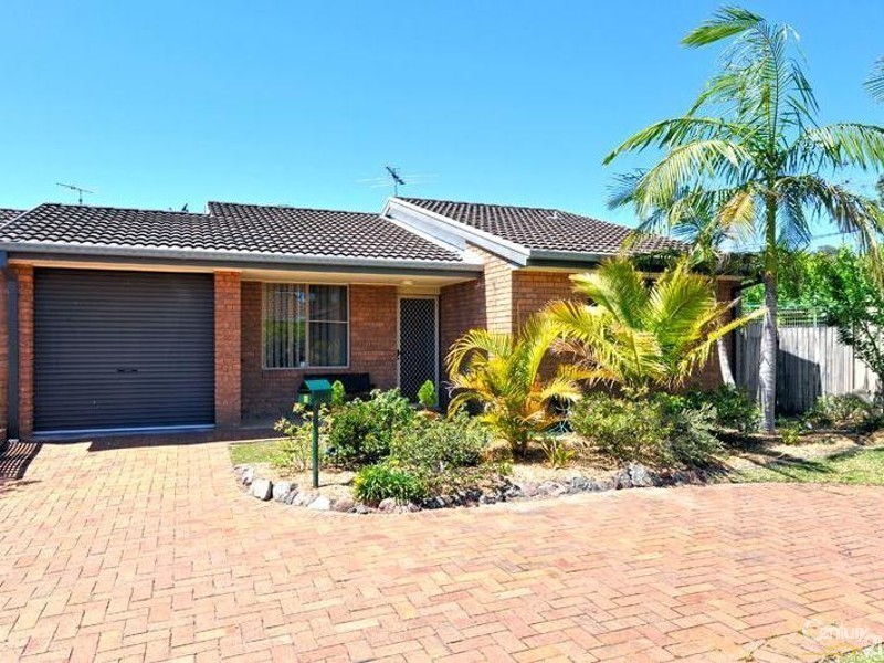 5 Palm Court, Warners Bay NSW 2282