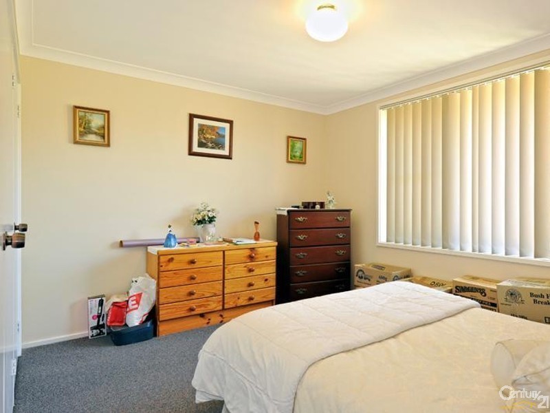 5 Palm Court, Warners Bay NSW 2282