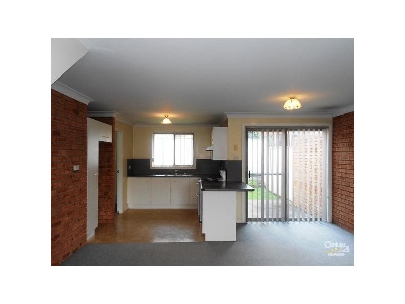 4/11 Floribunda Close, Warabrook NSW 2304