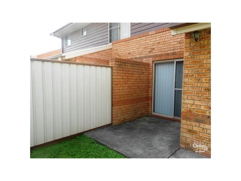 4/11 Floribunda Close, Warabrook NSW 2304