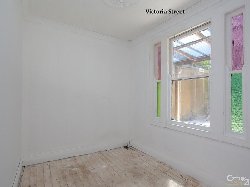 11 Victoria Street, Carrington NSW 2294