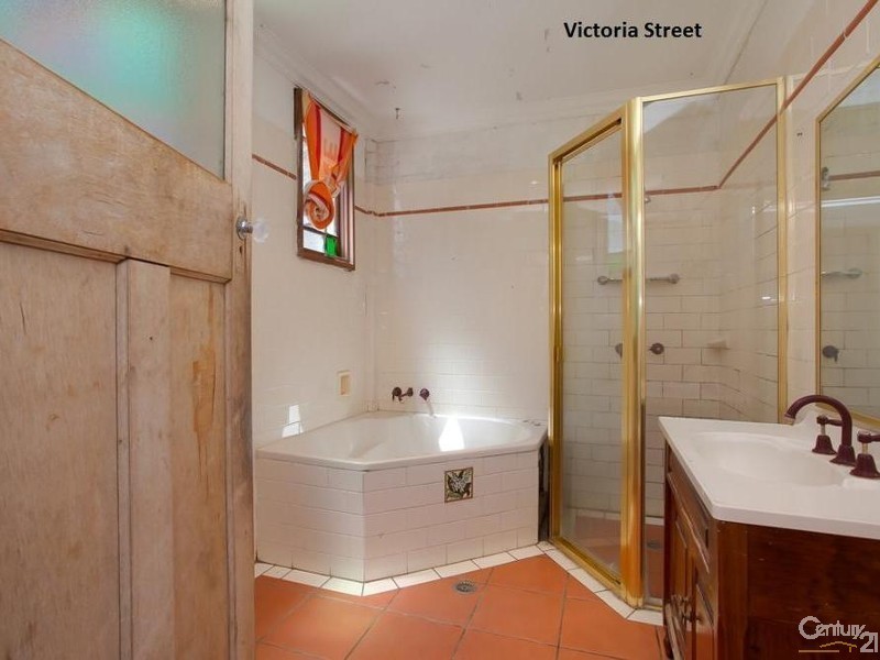 11 Victoria Street, Carrington NSW 2294