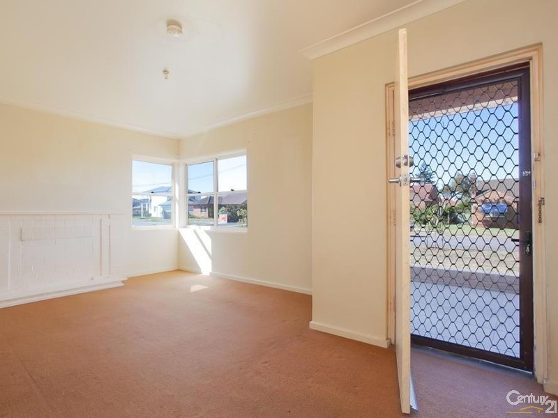 4 Stone Street, Stockton NSW 2295