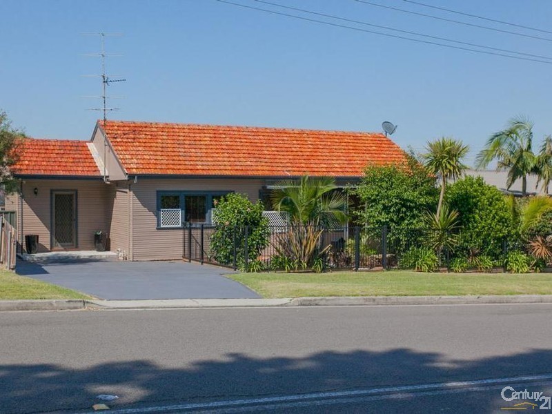 22 Oxford Street, Gateshead NSW 2290