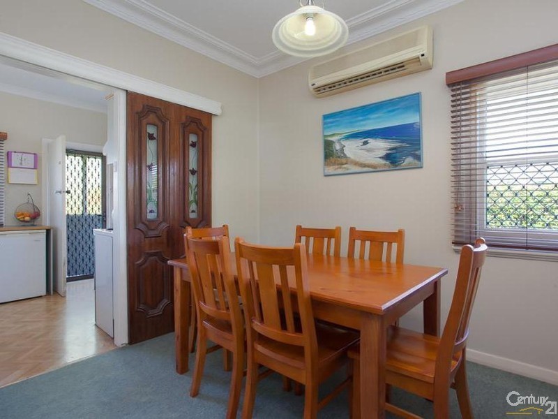 22 Oxford Street, Gateshead NSW 2290