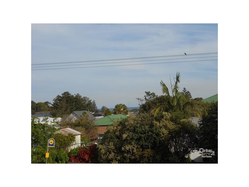 107 Cowlishaw Road, Redhead NSW 2290