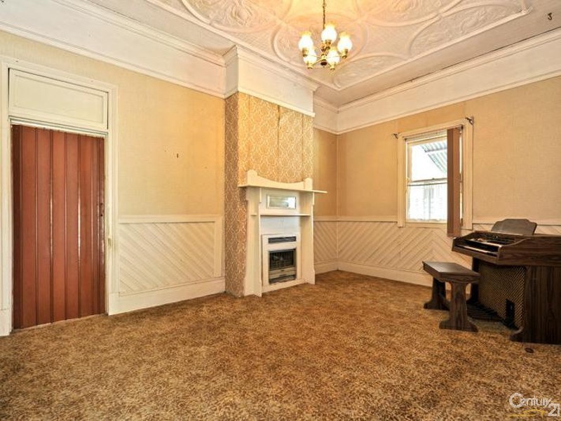 5 Francis Street, Cardiff South NSW 2285