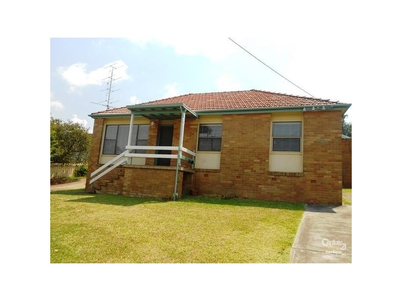 42 Beath Crescent, Kahibah NSW 2290