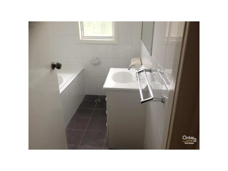 23 Blackbutt Parade, Kotara NSW 2289