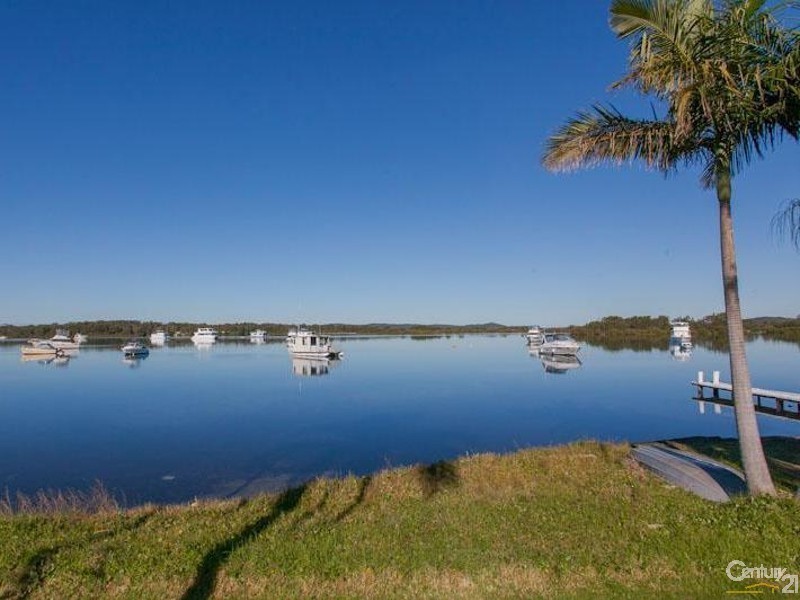 22 Shannon Street, Marks Point NSW 2280
