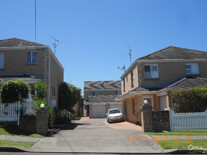 4/30 Mulbinga Street, Charlestown NSW 2290