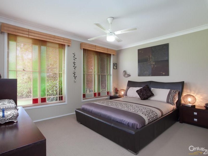 1 Parakeet Close, Tingira Heights NSW 2290