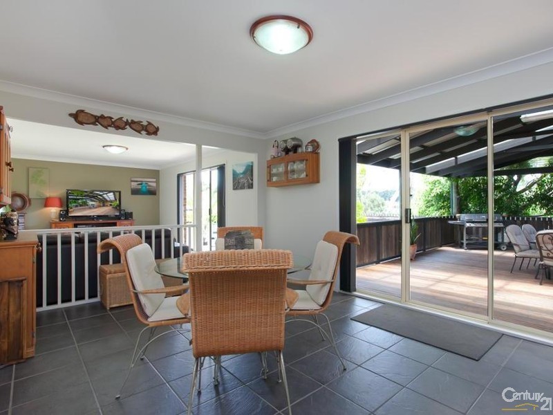 1 Parakeet Close, Tingira Heights NSW 2290