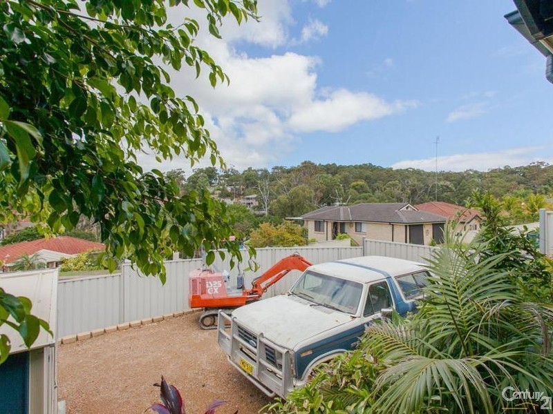 1 Parakeet Close, Tingira Heights NSW 2290