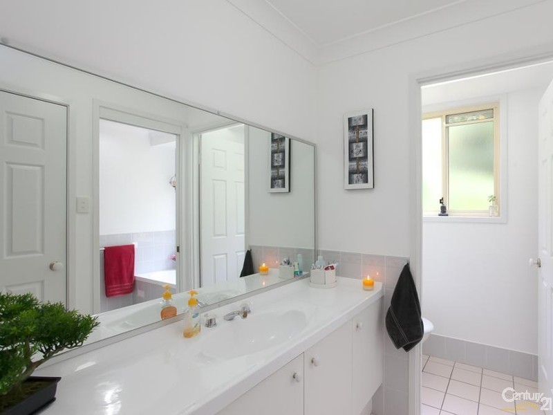 1 Parakeet Close, Tingira Heights NSW 2290