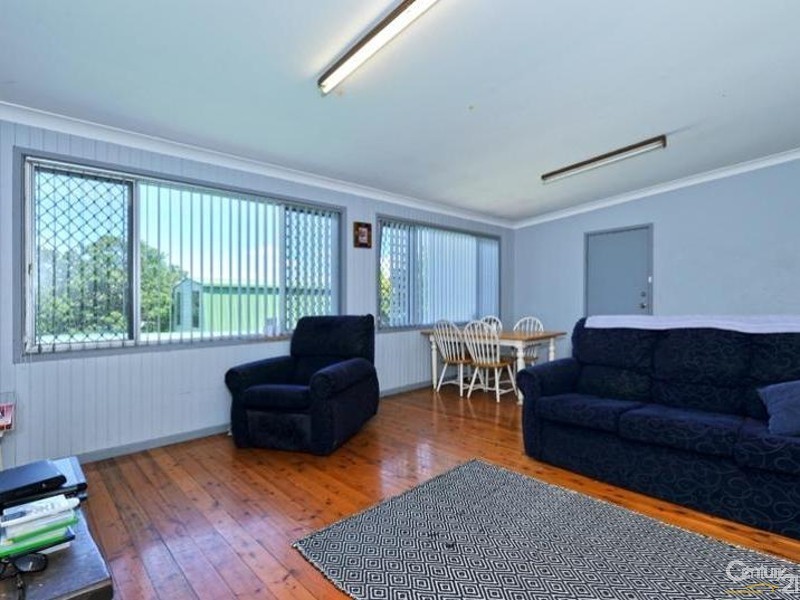 10 Cowper Avenue, Charlestown NSW 2290