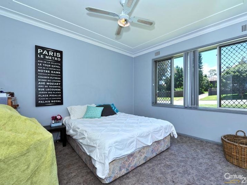 10 Cowper Avenue, Charlestown NSW 2290