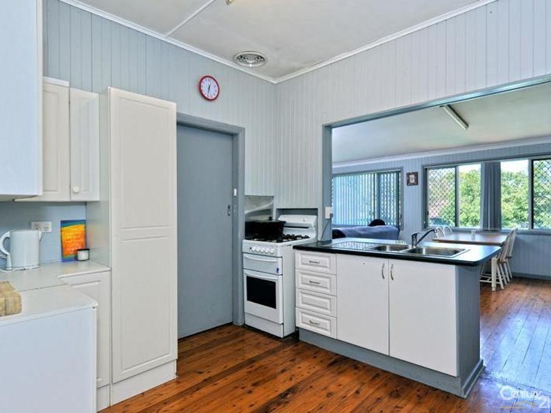 10 Cowper Avenue, Charlestown NSW 2290