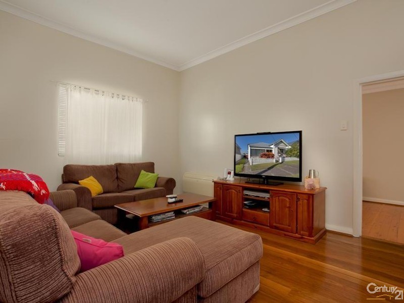 19 Narara Road, Adamstown NSW 2289