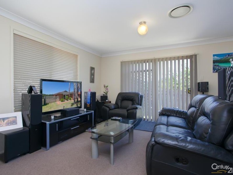 19 Blue Gum Court, Mount Hutton NSW 2290