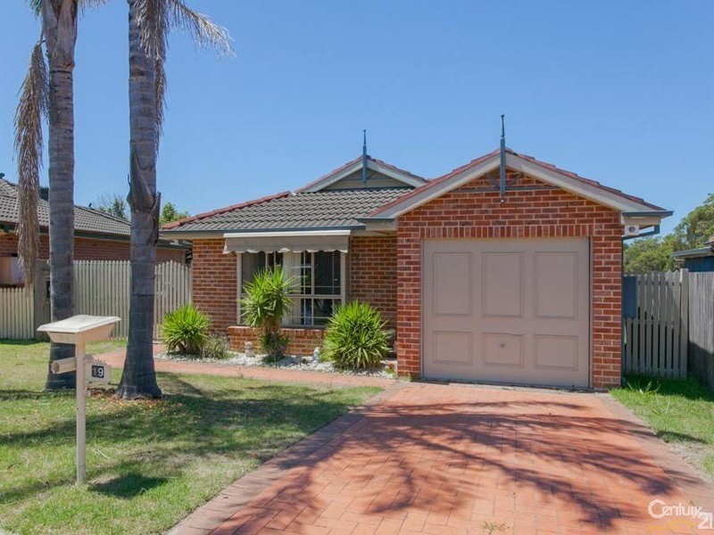 19 Blue Gum Court, Mount Hutton NSW 2290