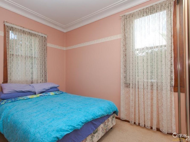 42 Manfred Avenue, Windale NSW 2306