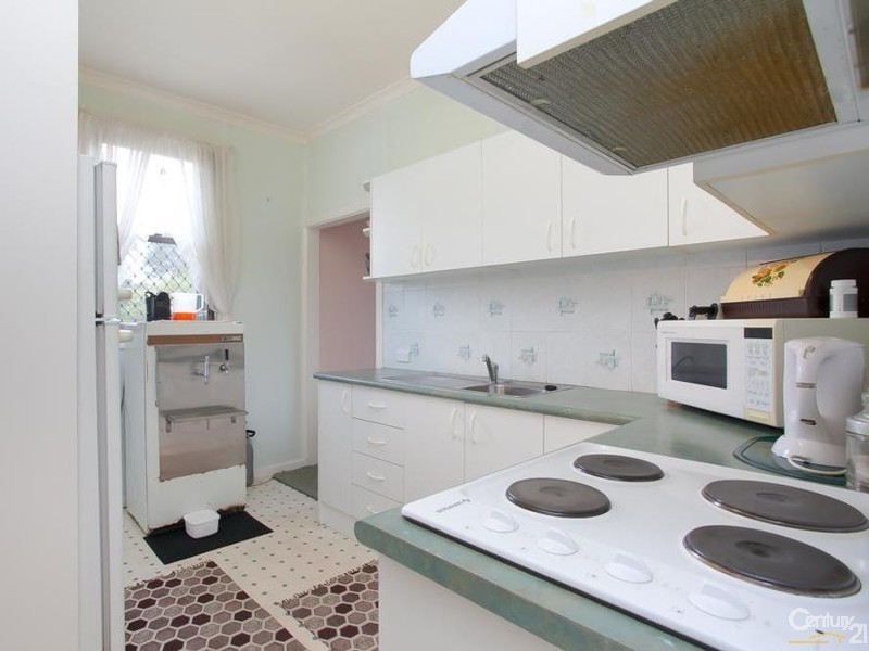 42 Manfred Avenue, Windale NSW 2306