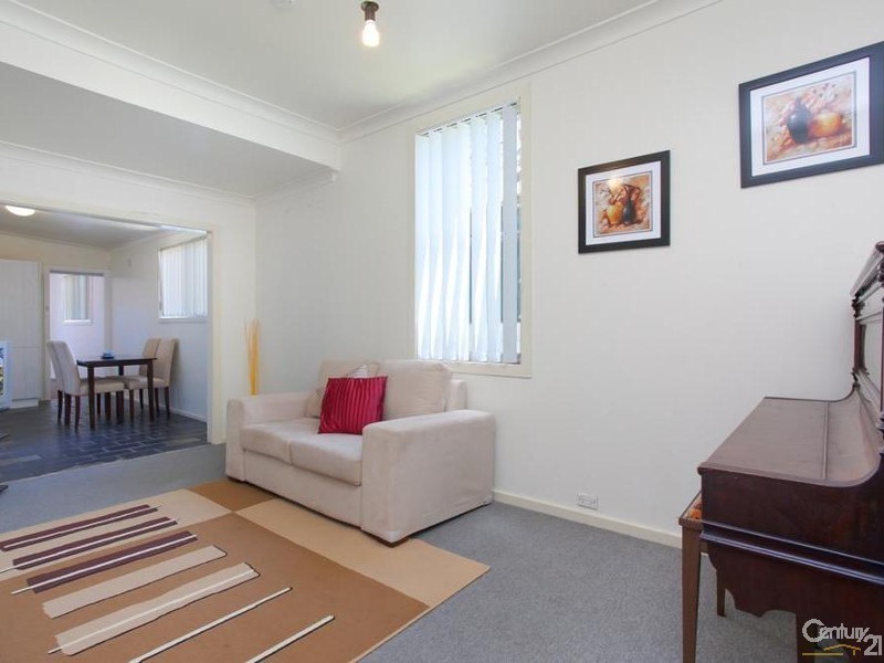 23 Rabaul Street, Shortland NSW 2307