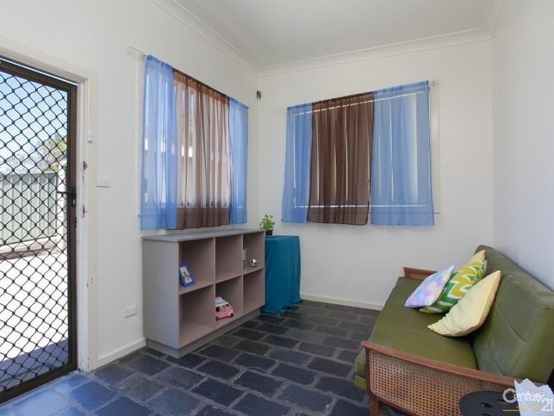 23 Rabaul Street, Shortland NSW 2307