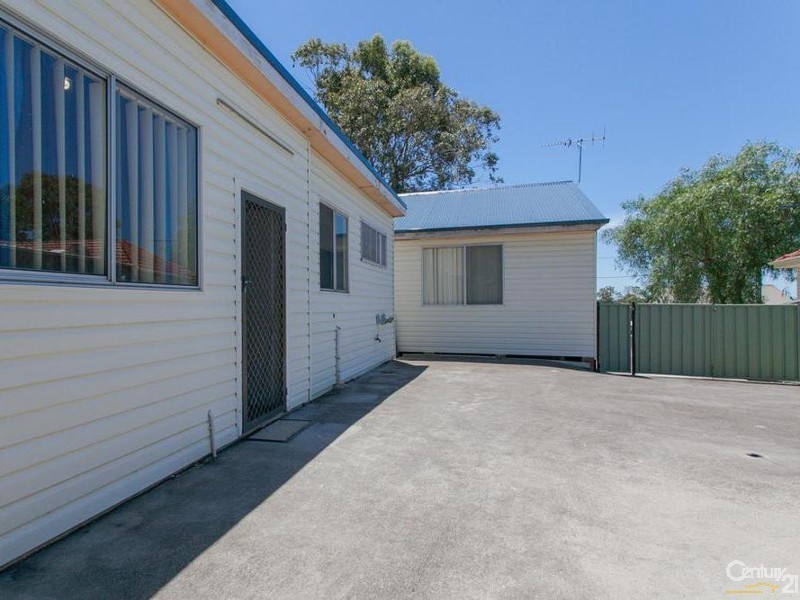 23 Rabaul Street, Shortland NSW 2307