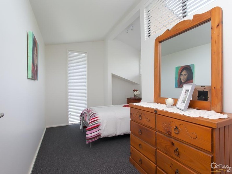 30 Kalora Crescent, Charlestown NSW 2290