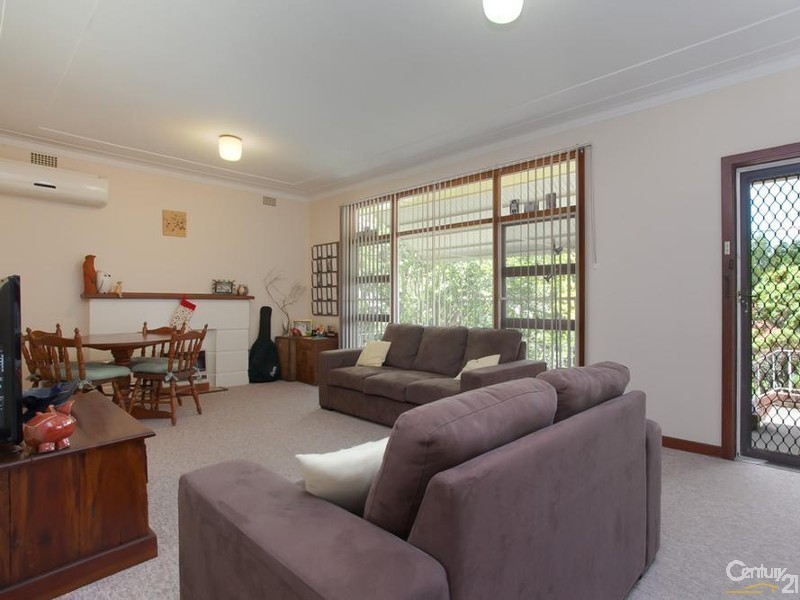 4 Terence Street, Adamstown Heights NSW 2289