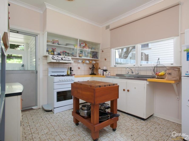 4 Terence Street, Adamstown Heights NSW 2289