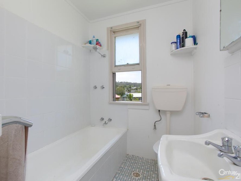 30 Hickory Road, Gateshead NSW 2290