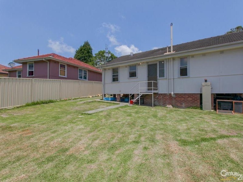 30 Hickory Road, Gateshead NSW 2290