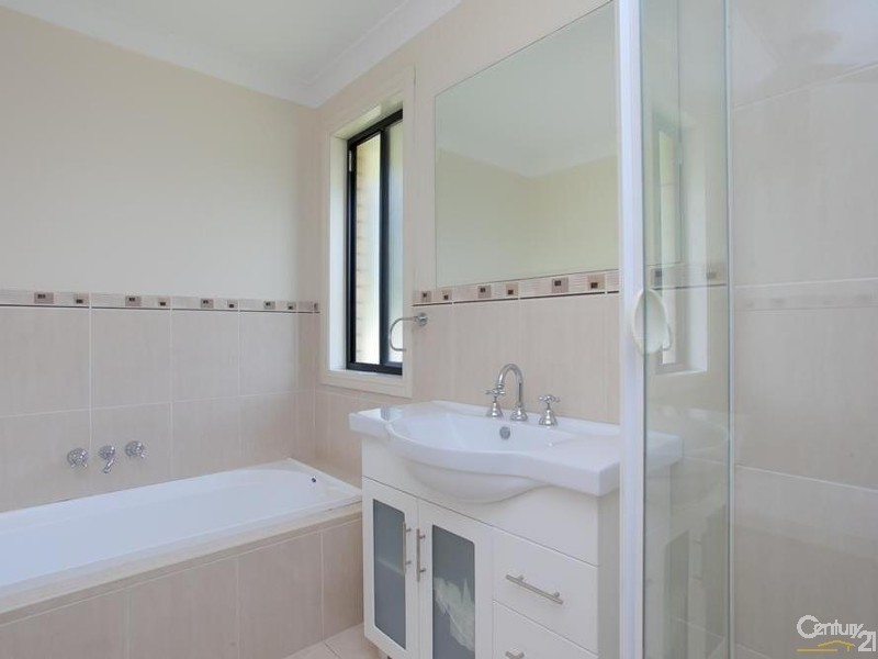 3/16 Melroy Drive, Mount Hutton NSW 2290