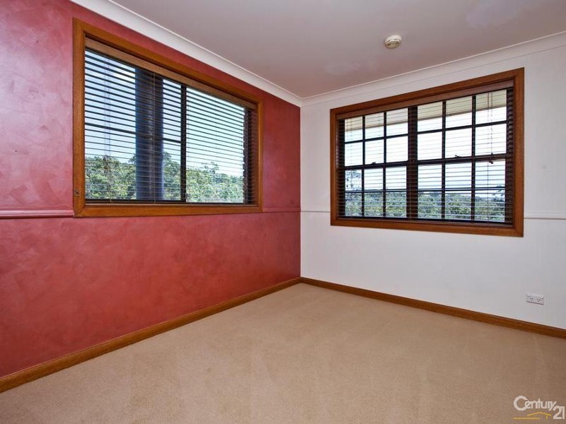 11 Rothbury Street, Eleebana NSW 2282