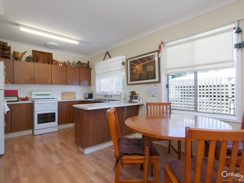 13A Brown Street, Redhead NSW 2290